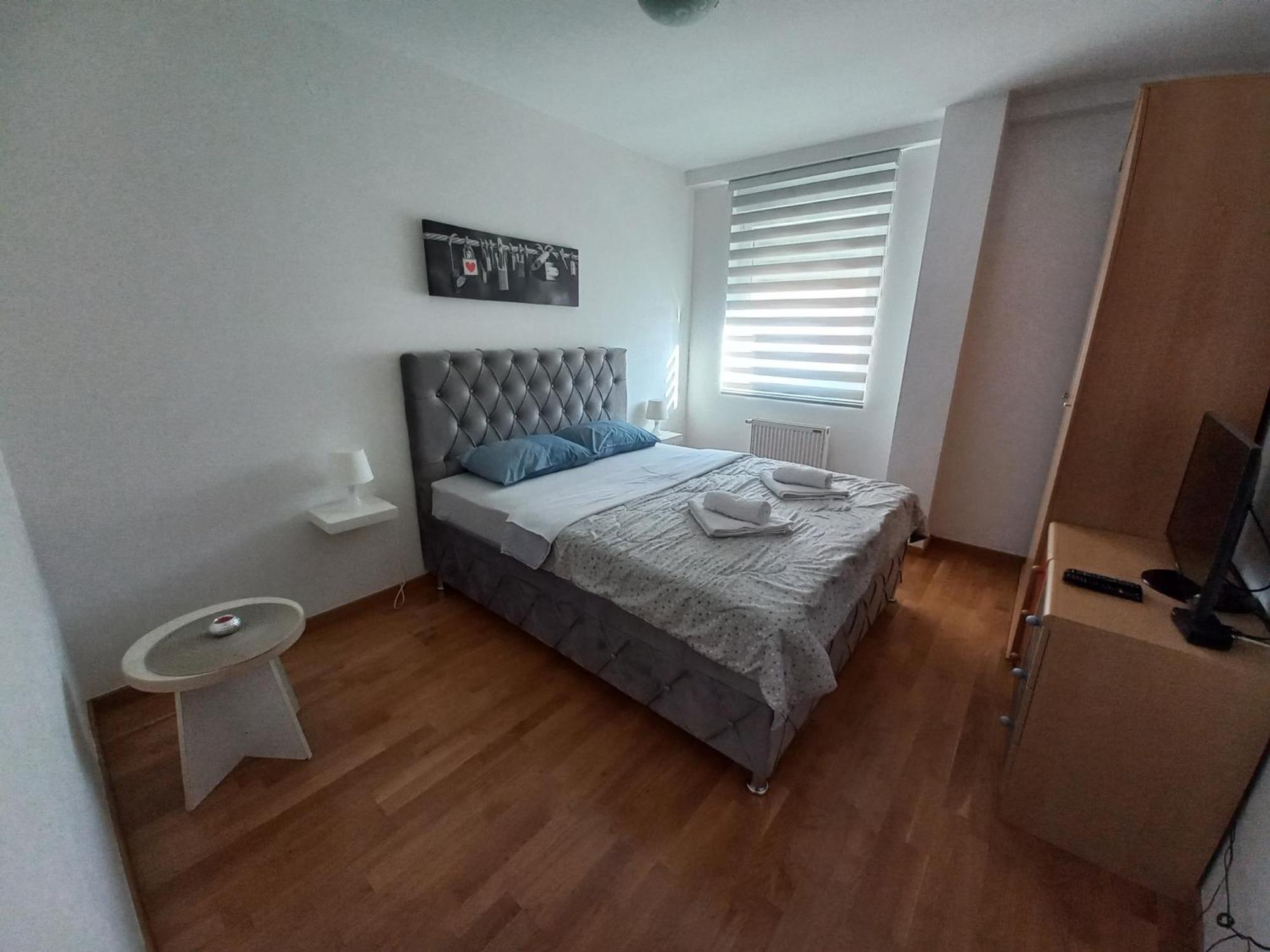 Beautifull Apartment Nis Bagian luar foto